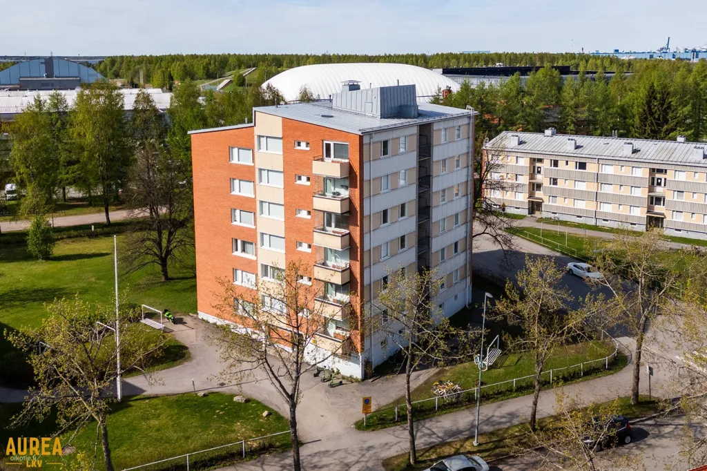 Õhuvaade - Flat with South-Facing Balcony in Heinäpää