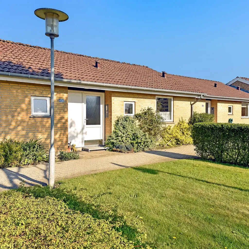 Välivaade - Two-Bedroom Terraced House in Kongerslev