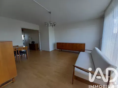 Elutuba - Spacious 4-Piece Apartment with Panoramic View in Vandoeuvre-lès-Nancy