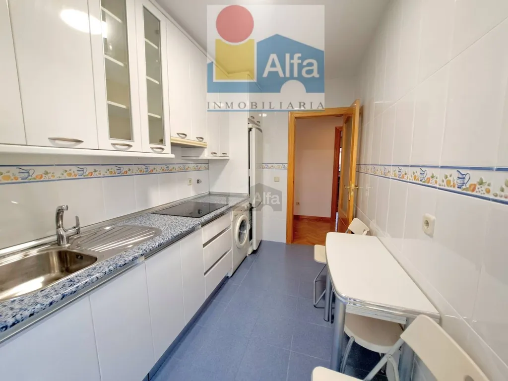 Köök - Apartment with Garage in Rural Area, Madrona
