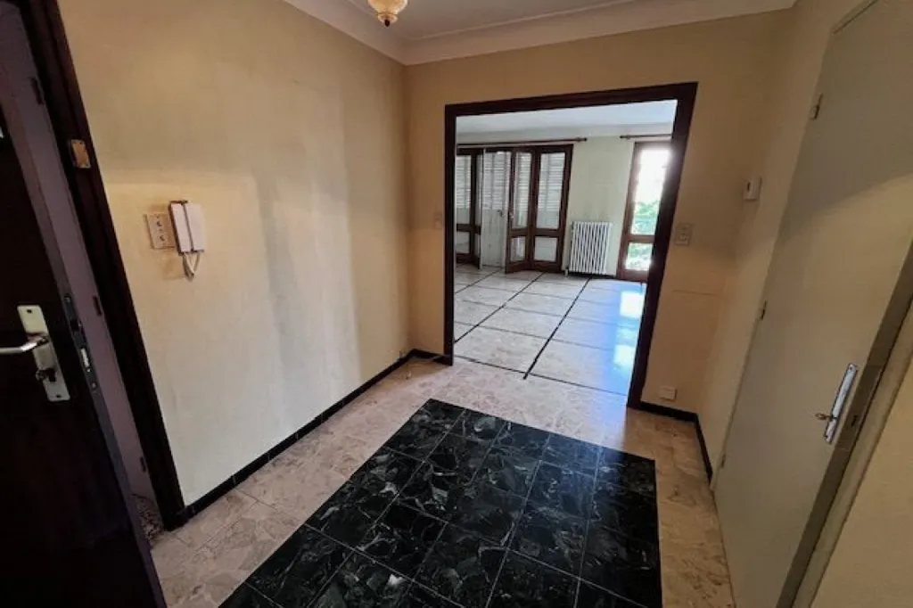 Entrée - Appartement F4 avec Terrasse à Tain l'Hermitage
