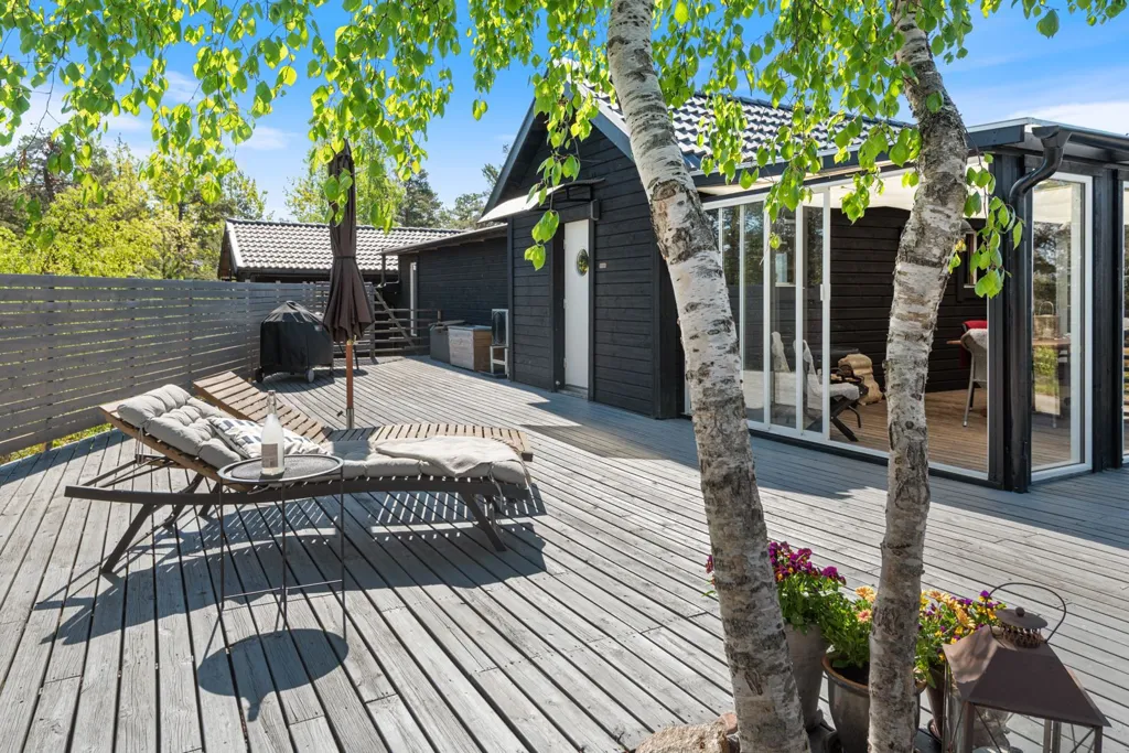 Terrace - Seaside Villa with Sauna & Pool near Ingaröfjärden