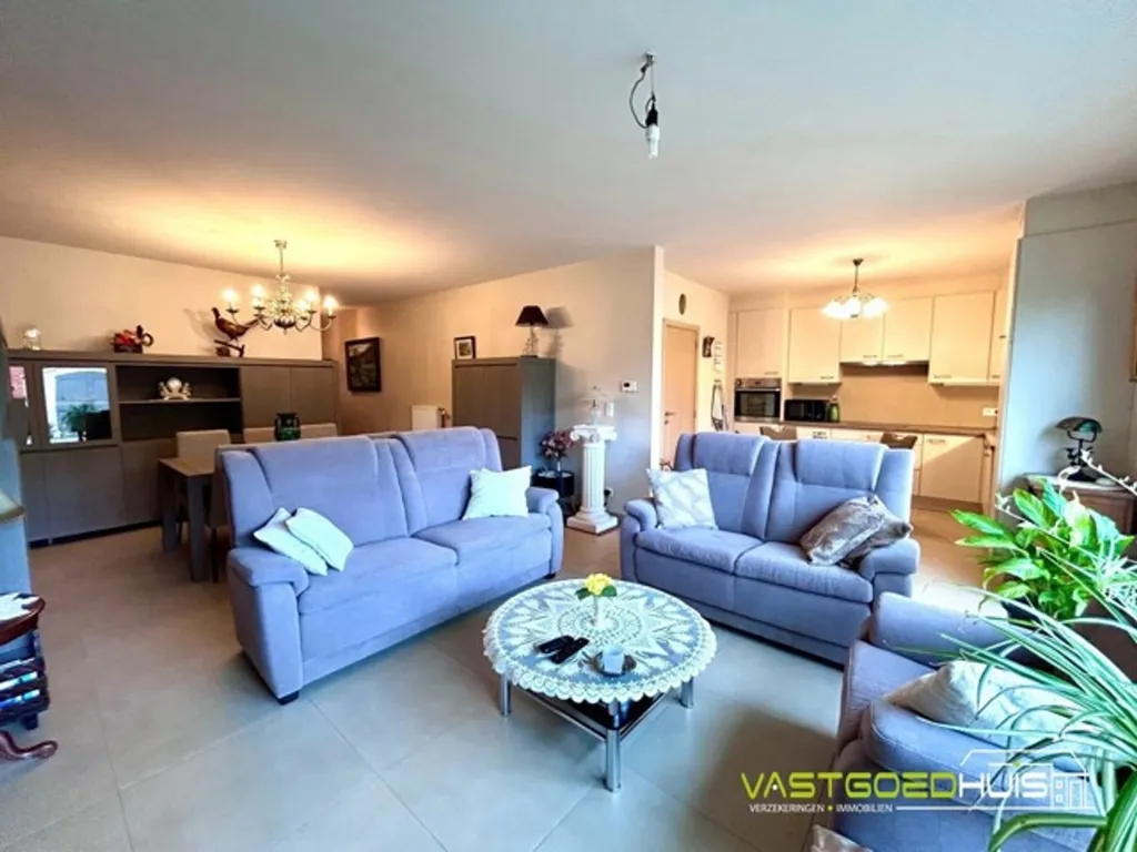2-bedroom apartment in Meerbeke