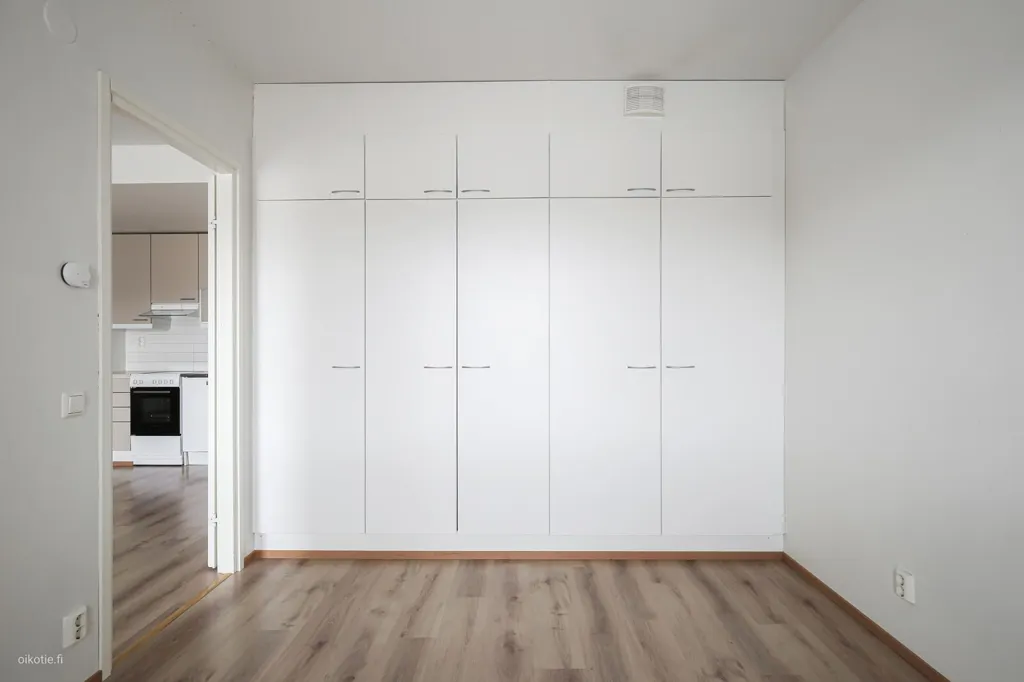 Toad - Bright Apartment with Balcony in Espoo