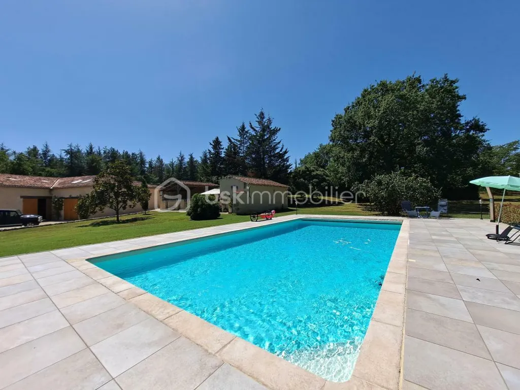pool_area