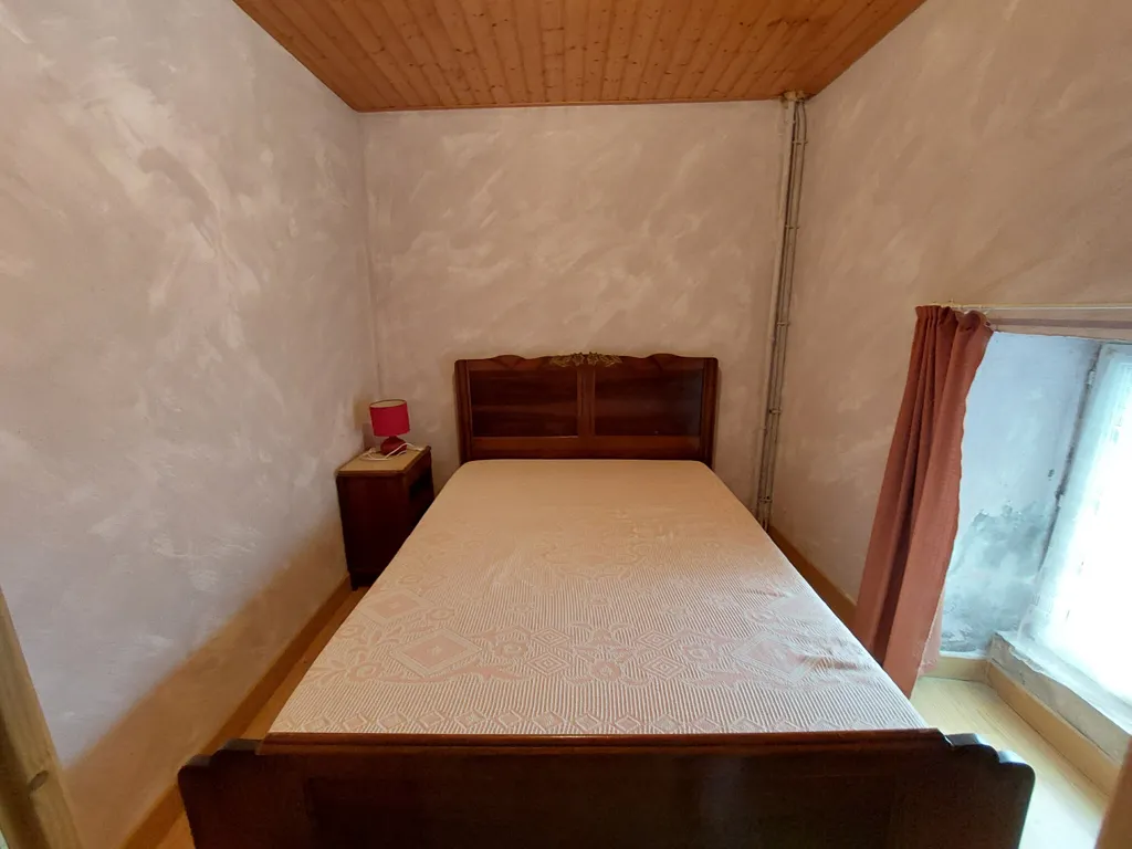 Magamistoad - Village Stone House with River Access in Aveyron
