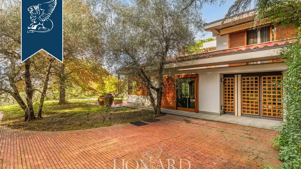 Giardino - Luxury Villa with Skyline View in Settignano