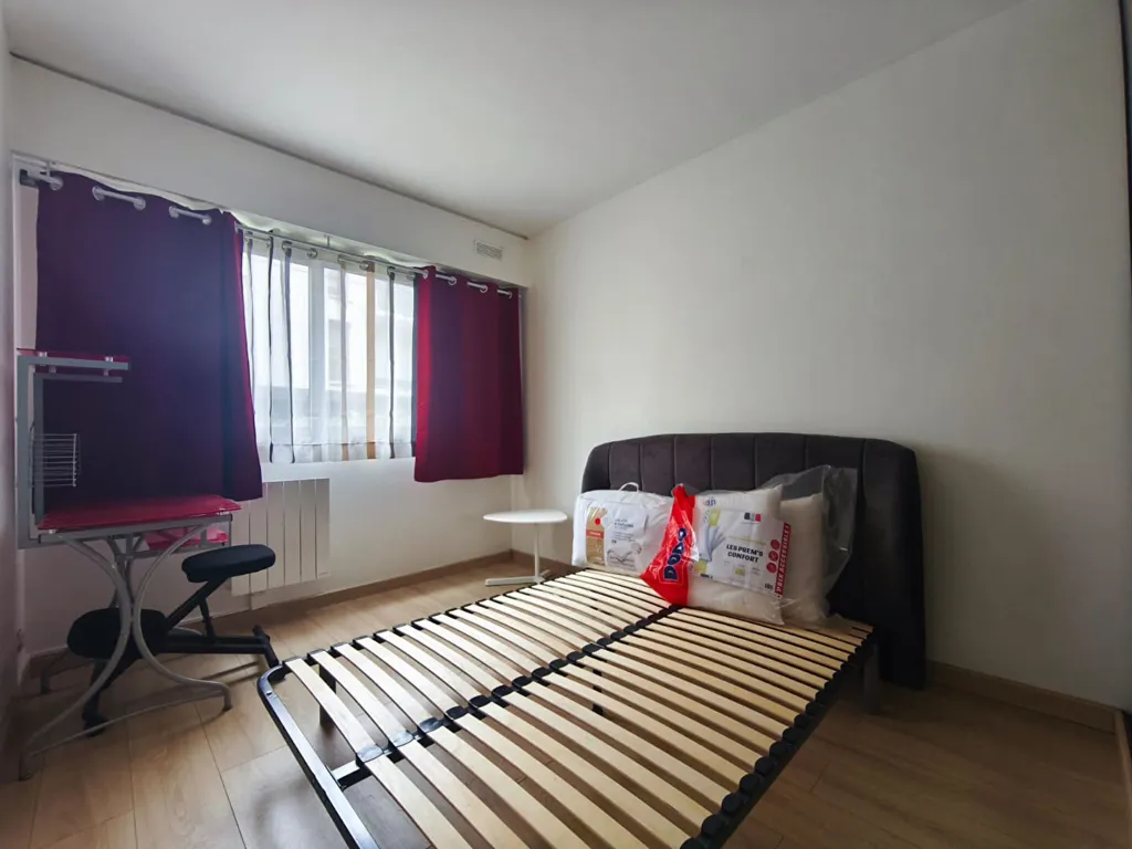 Magamistoad - Securely Located 2-Bed Flat with Parking in Croisé Laroche