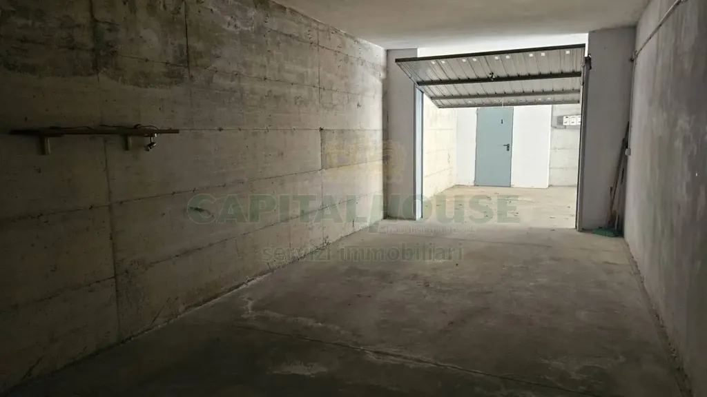 Garage - Apartment with Finished Loft in Vitulazio