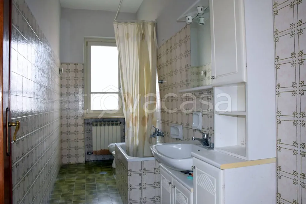 Salles de bain - Detached House with Garden in Bussoleno