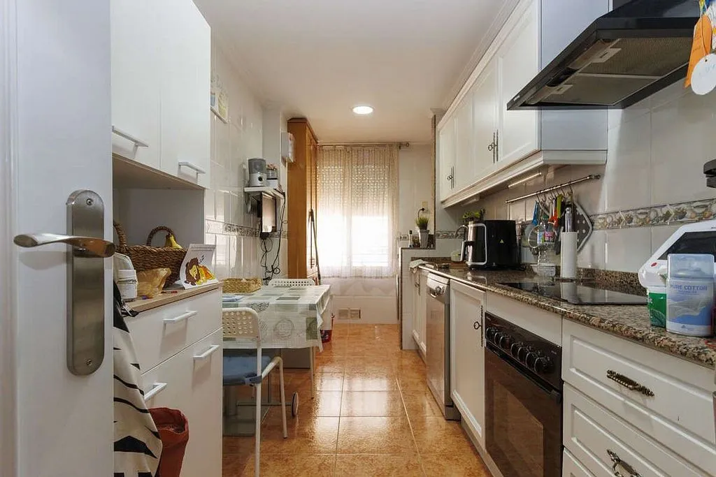 Cucina - Apartment with Balcony in Albal