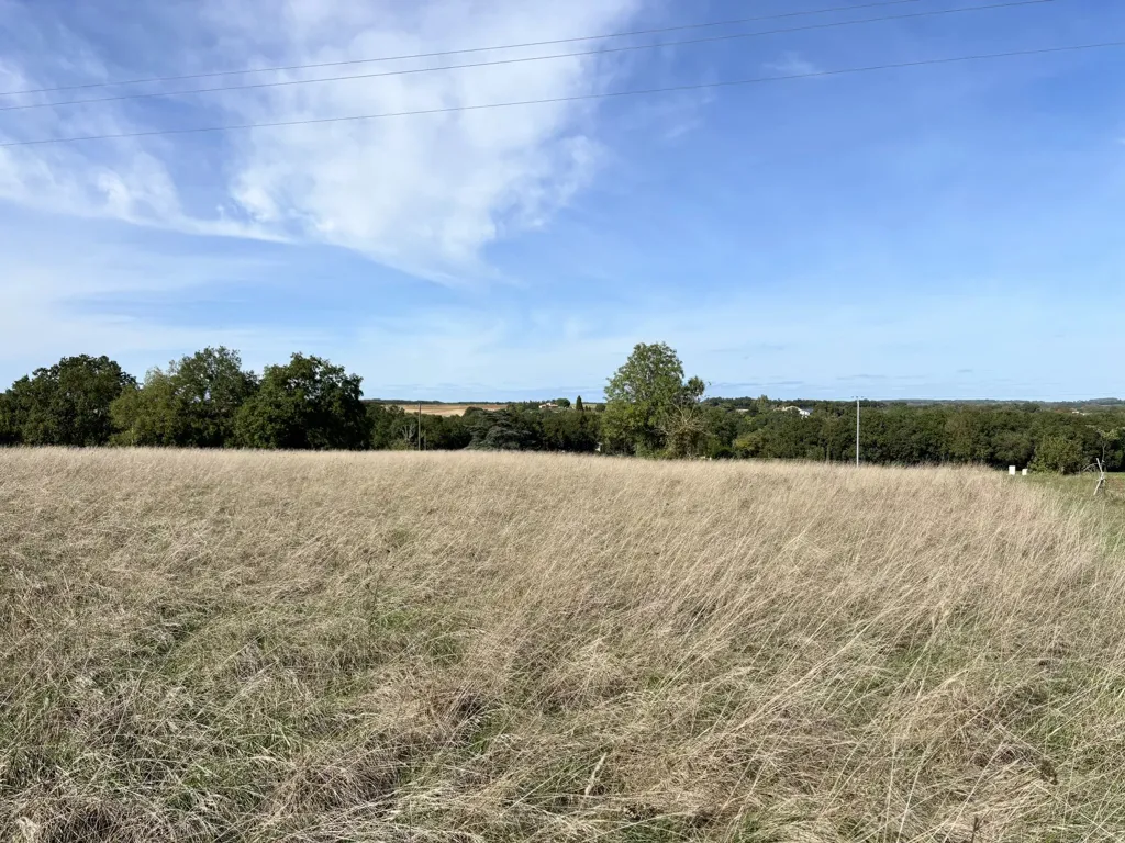 Aed - Buildable Plot with Open View near Roquecor