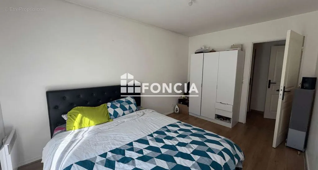 Chambres - 2P avec Accès Jardin et Parking à Paris