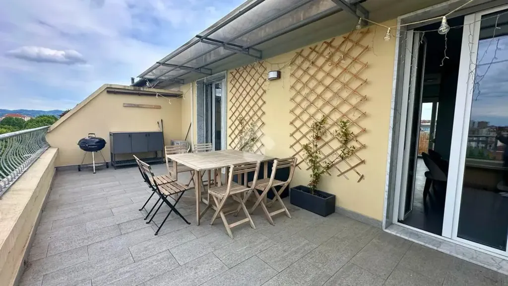 Terrass - Panoramic Attico with Terrace in Torino