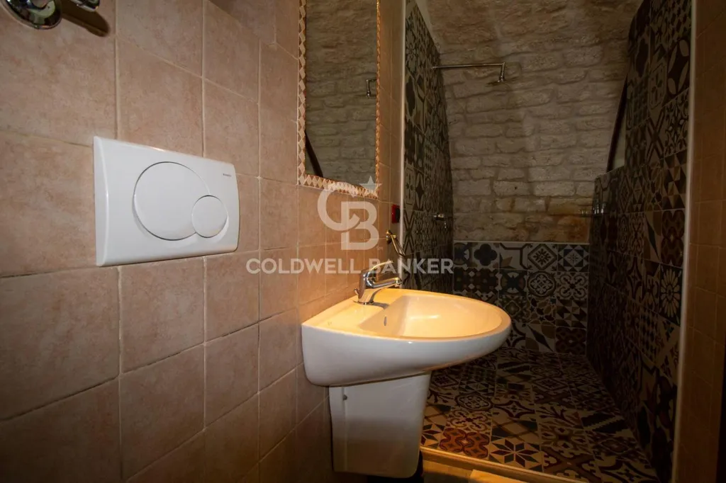 Vannitoad - Restored Studio in Ostuni with Stone Vaulted Ceilings