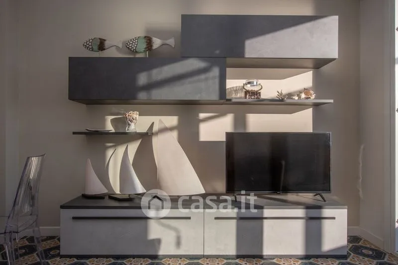 Elutuba - Seafront Apartment with Balcony in Finale Ligure