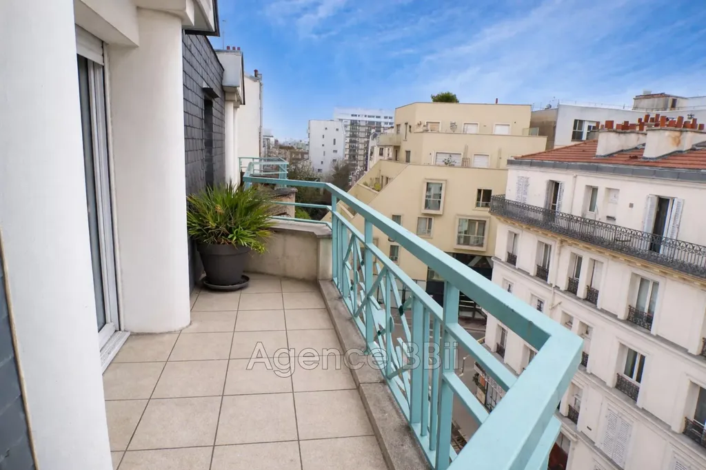 Rõdu - Paris 2-Bedroom with Balcony and Terrace