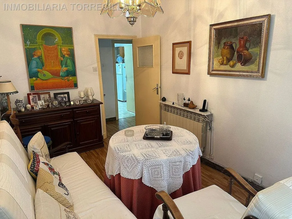 Soggiorno - Apartment with Balcony in Valladolid Centre