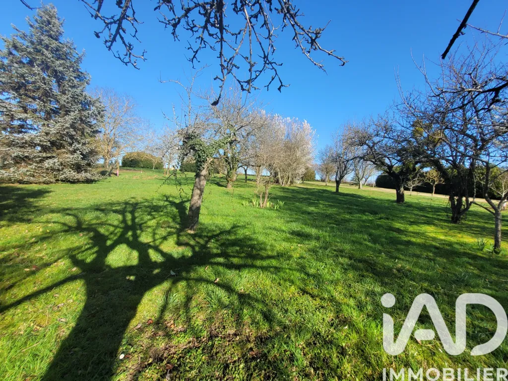 Jardin - Terrain à Bâtir Calme à Esternay