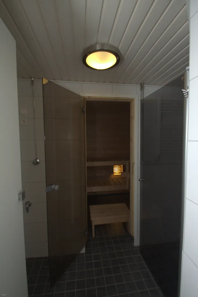 Pièces - Bright Penthouse with Balcony in Riihimäki