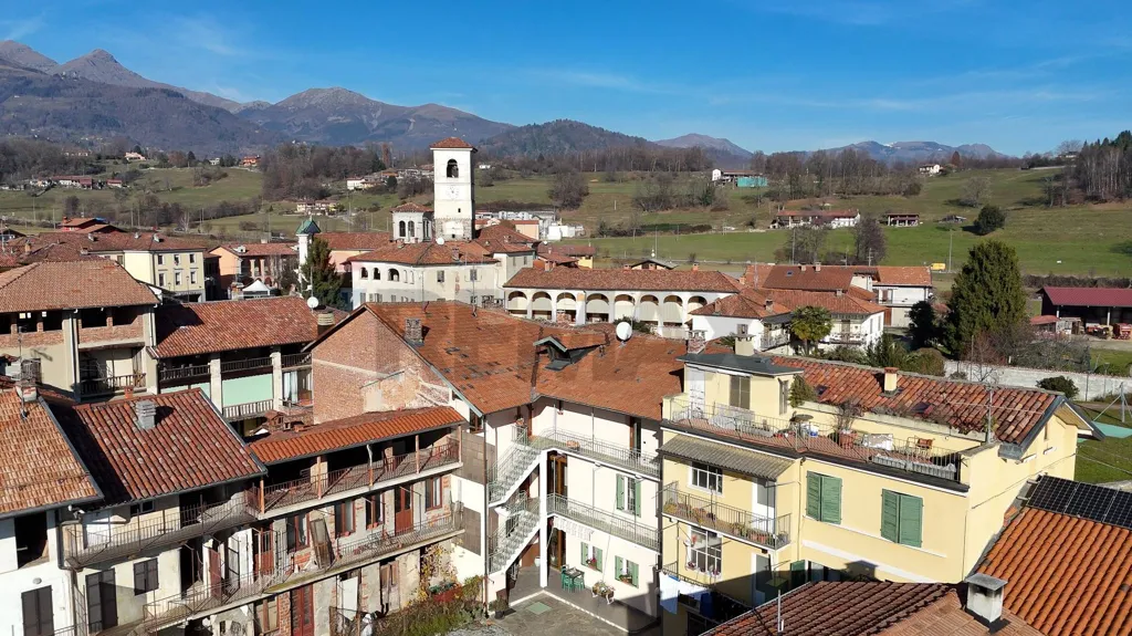Triplex Villa with Garden in Occhieppo Superiore