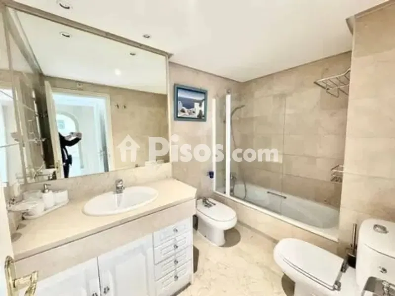 Bagni - Apartment with Pool in Los Pinos, Marbella