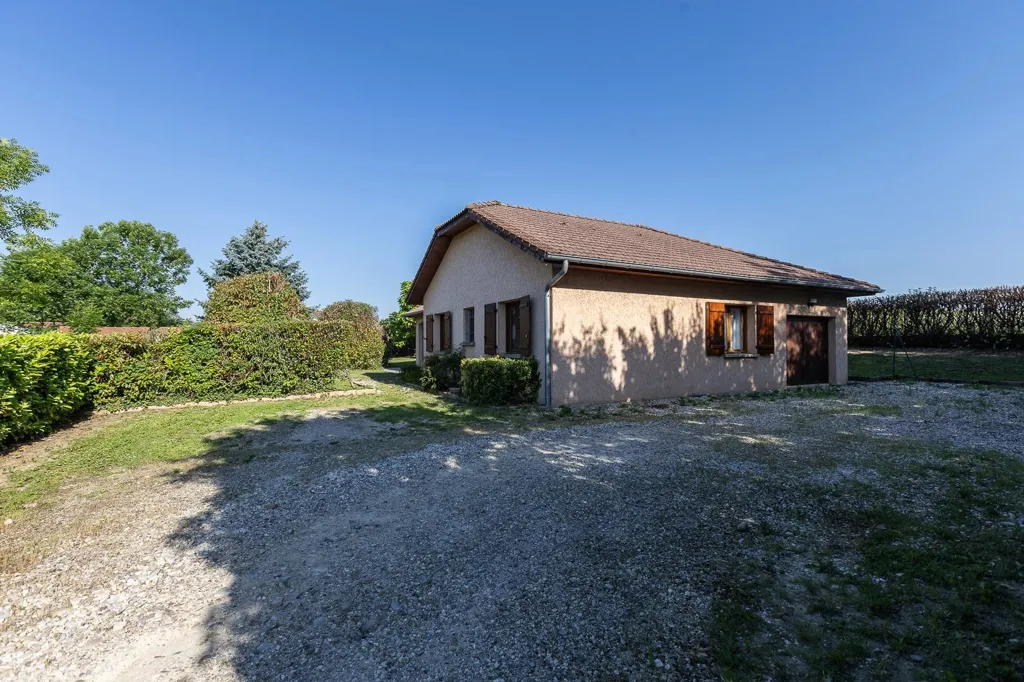 Välivaade - Detached House with Garden near Bourgoin-Jallieu