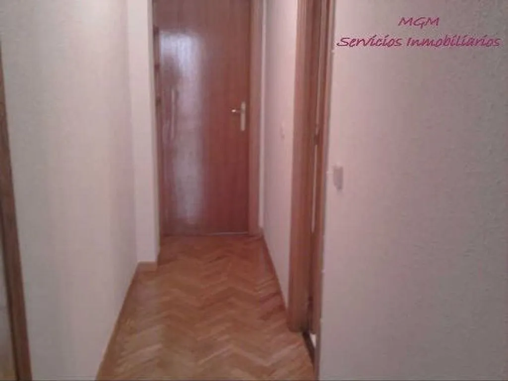 Hallway - 2-Bedroom Flat with Balcony in Chueca