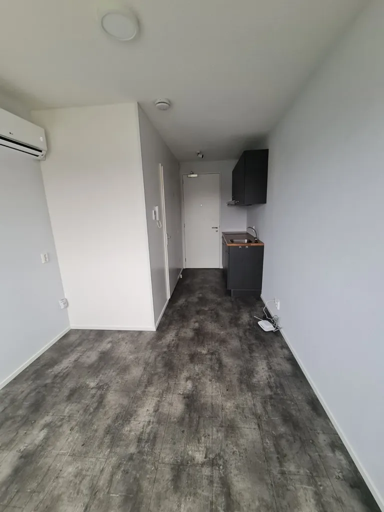 other_room