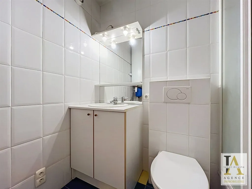 Salles de bain - Studio Idéalement Situé à Boncelles, Près de l'Université