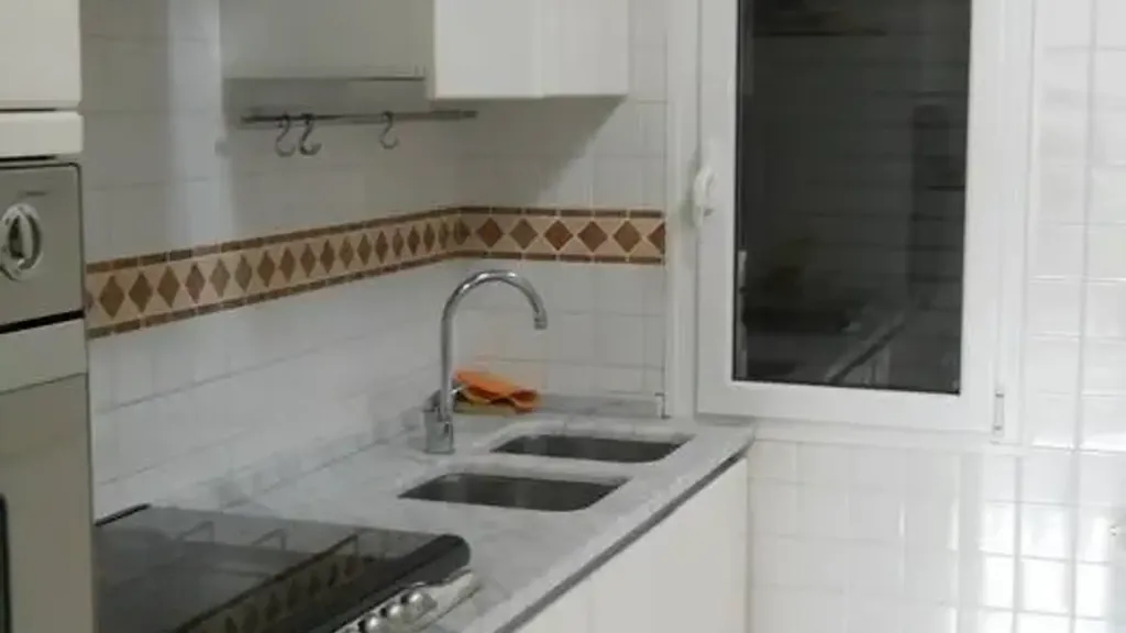 Köök - Fully Renovated Villa with Terrace in Cervia Centre