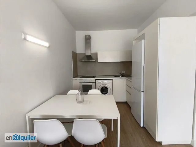 Cuisine - Apartment with Pool in City Centre