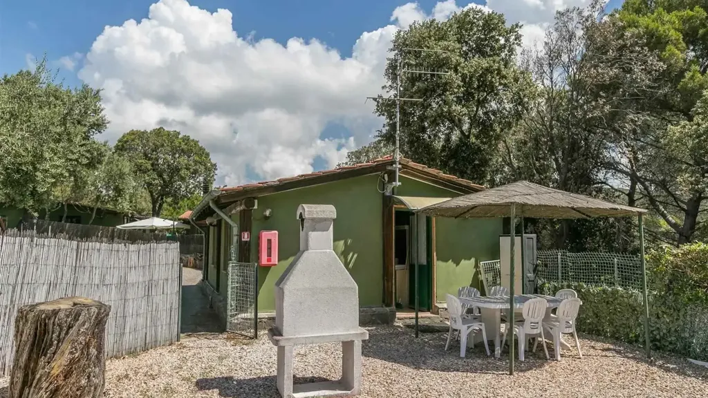 2-room house in IT