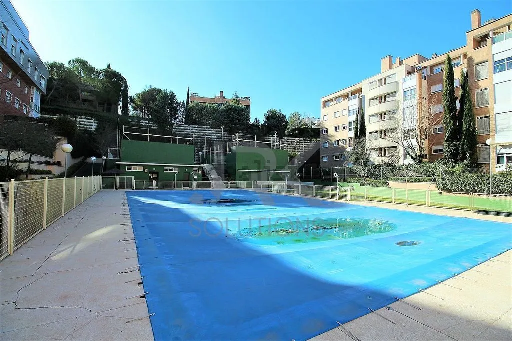 Piscine - Apartment with Pool in Aravaca