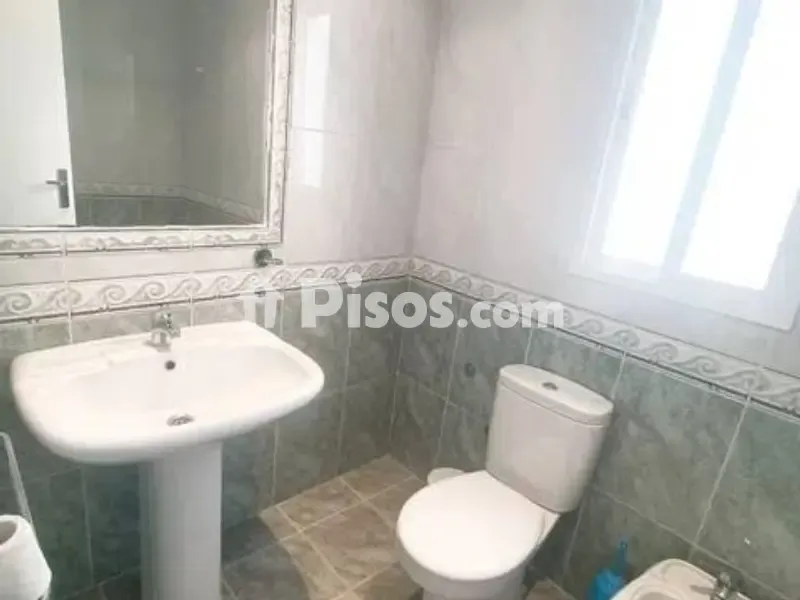 Bagni - 4-Bedroom Flat with Terrace in Granada Centre