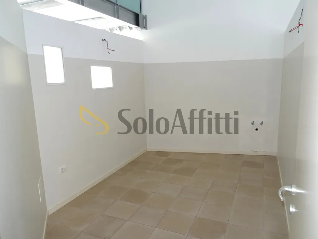 Pièces - Office with Reception and Storage in Senigallia