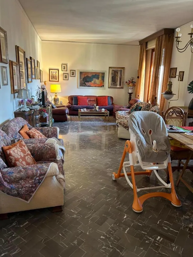 Soggiorno - Penthouse with Terraced View in Empoli