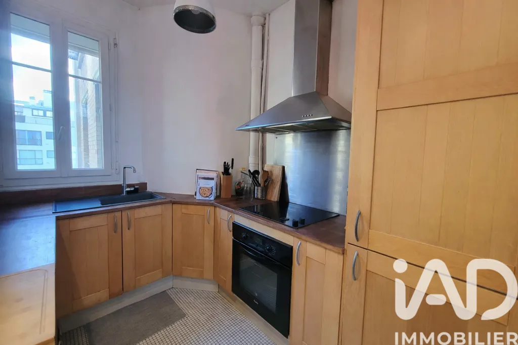 Köök - Bright 2-Bedroom Parisian Flat with Courtyard