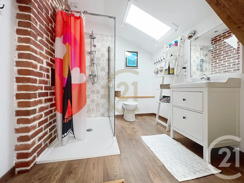 Salles de bain - Appartement Duplex Lumineux avec Vue à Belfort