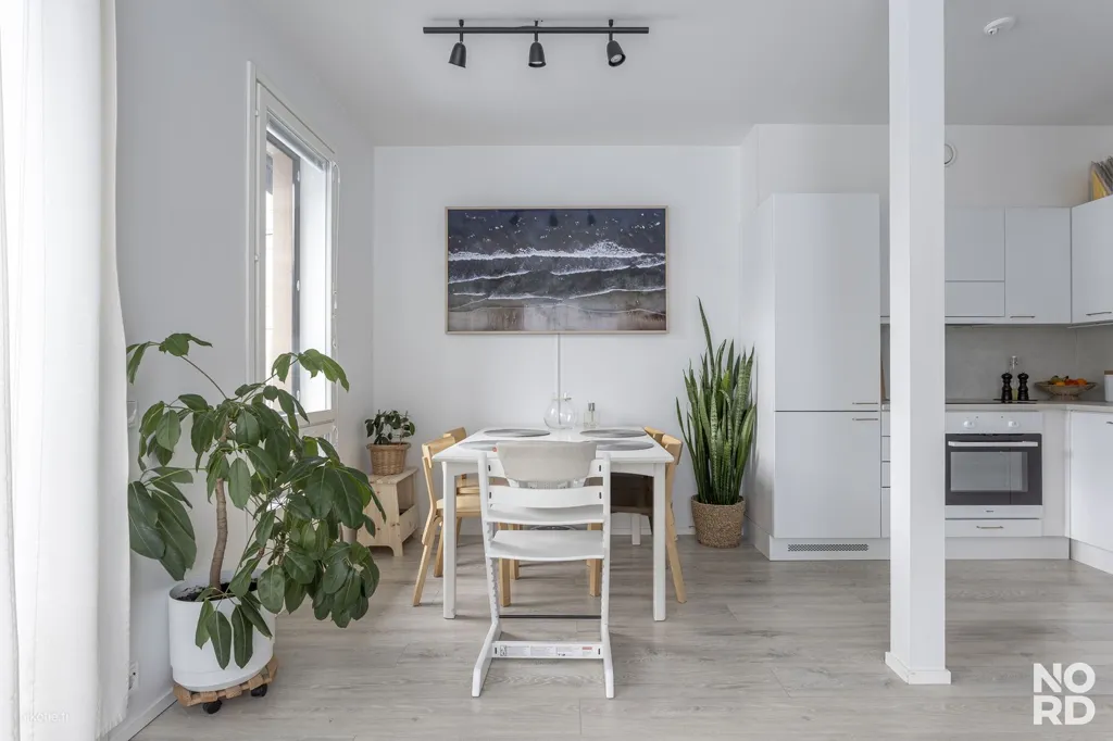 Dining Room - Modern Terraced House with Sauna in Perusmäki, Espoo