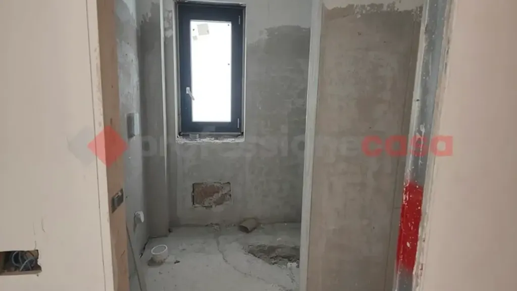 Rooms - Four-Bedroom Apartment in Frattamaggiore