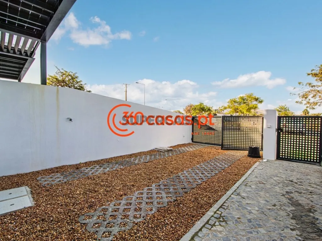 Välivaade - Modern Duplex with Garden in Olhão