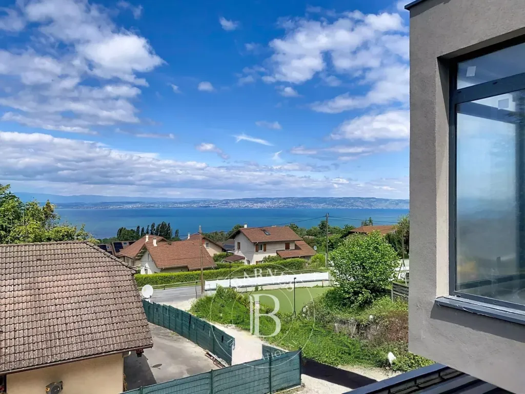 Rõdu - Contemporary Villa with Lake View in Publier