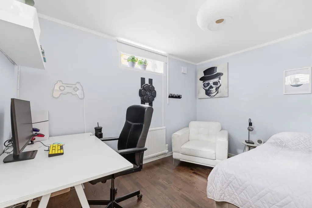 Bedrooms - Family-Friendly Semi-Detached House in Taberg