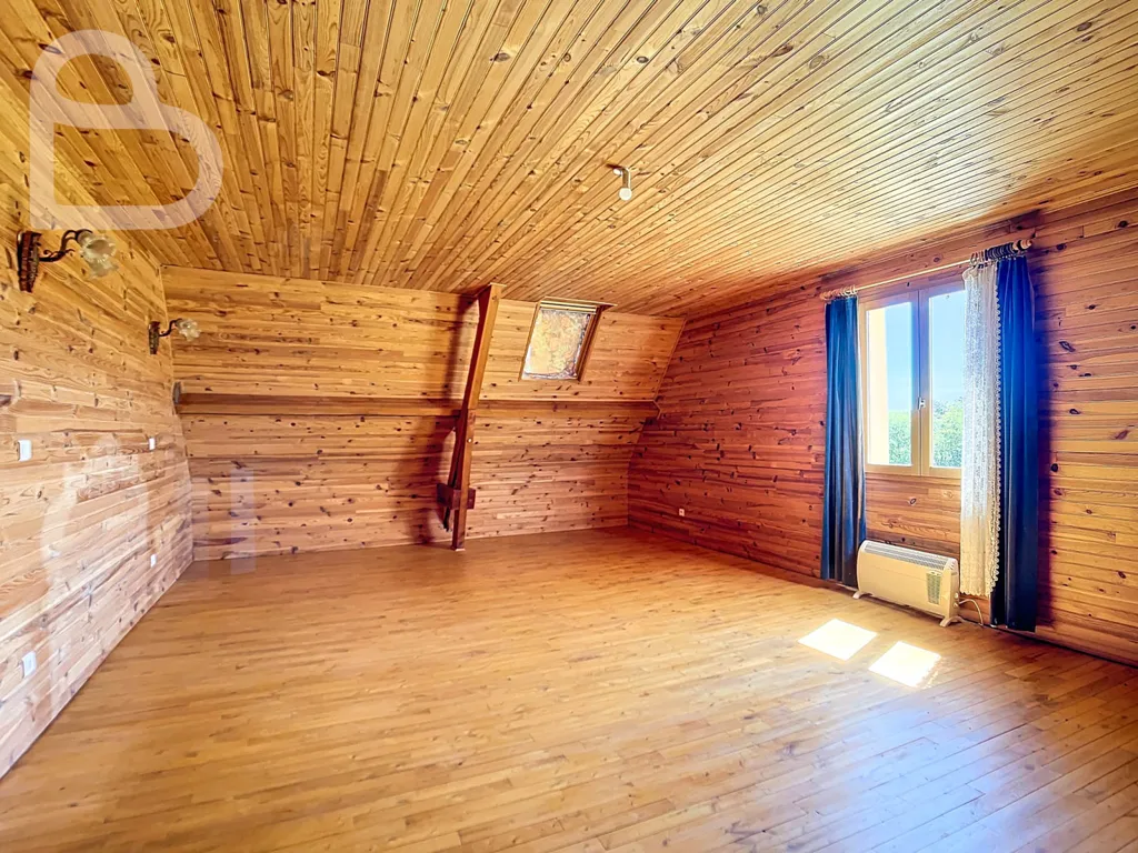 Stanze - Spacious Villa with Equestrian Potential in Gourdon