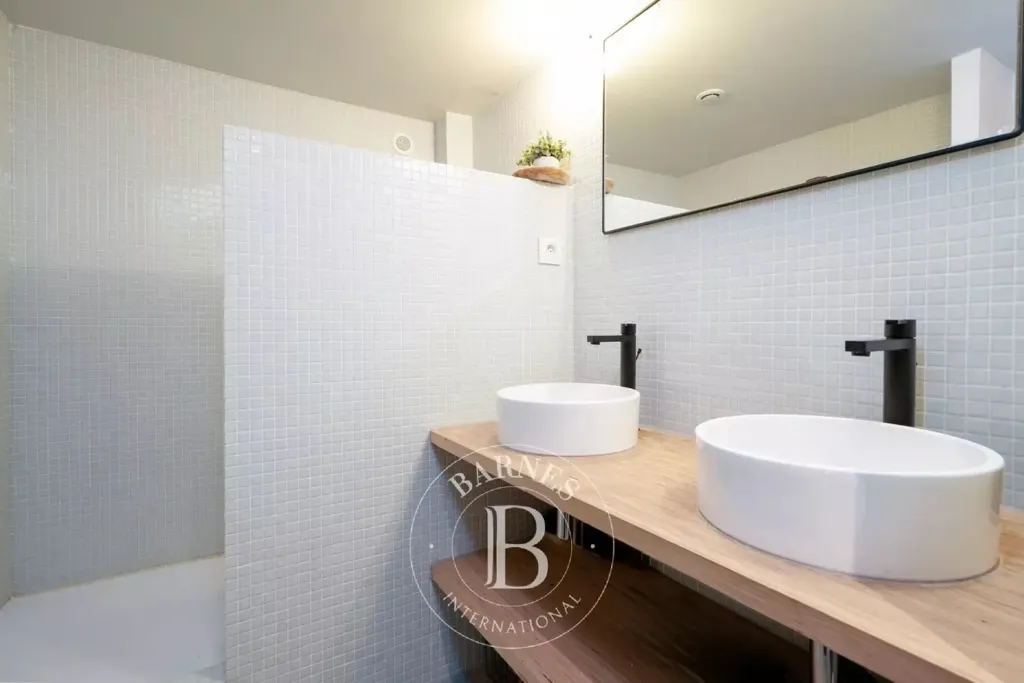 Salles de bain - Appartement 8 pièces à Montpellier