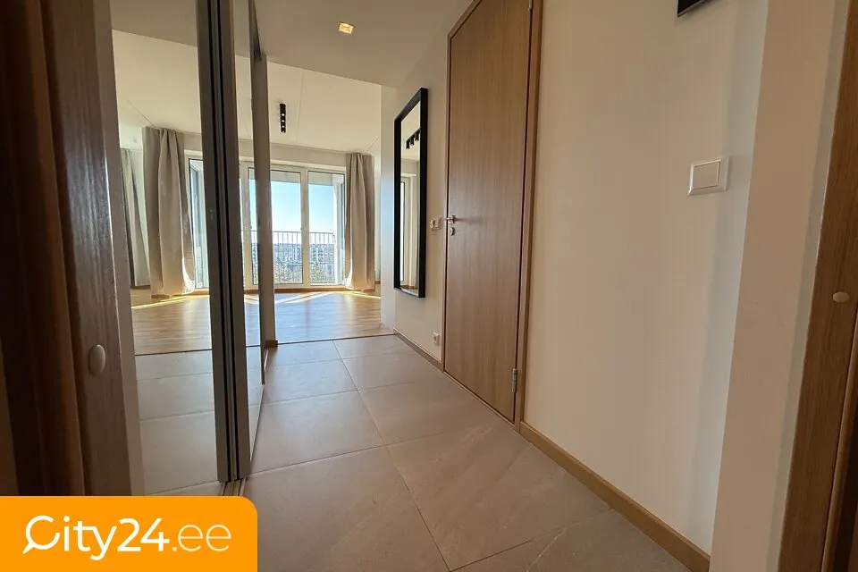 hallway_entrance