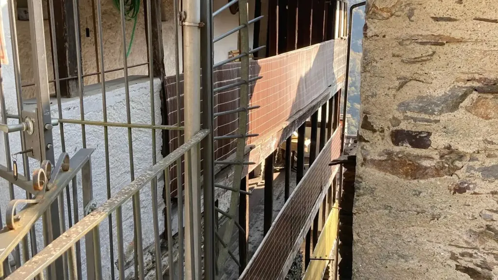 balcony
