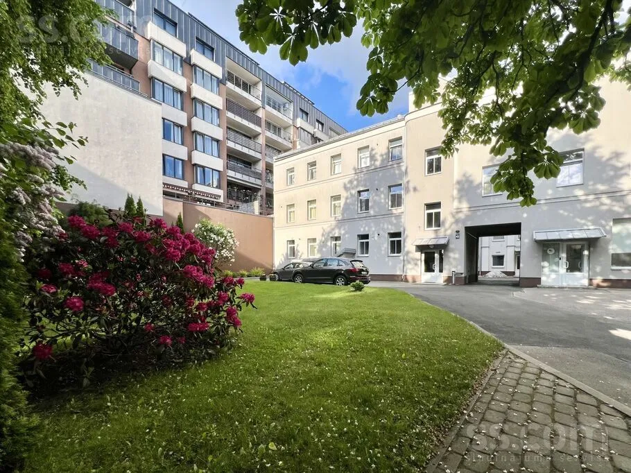 Aed - Studio Apartment with Parking in Riga Centre