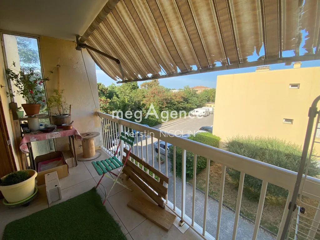 Balcone - Apartment with Balcony in Brignoles